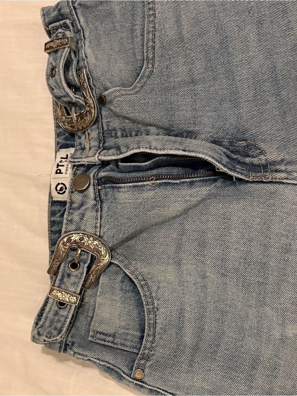 PTL Light Wash High-Rise Women’s Jeans with Western Buckle Details